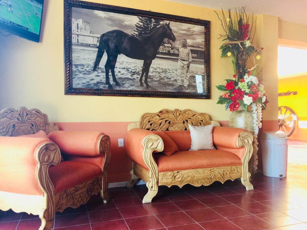Hotel Don Elias Guadalajara Eksteriør billede